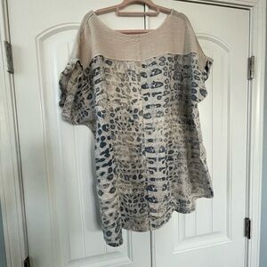 Lungo L’Arno Stylish Beige and Blue Women's Top 2x